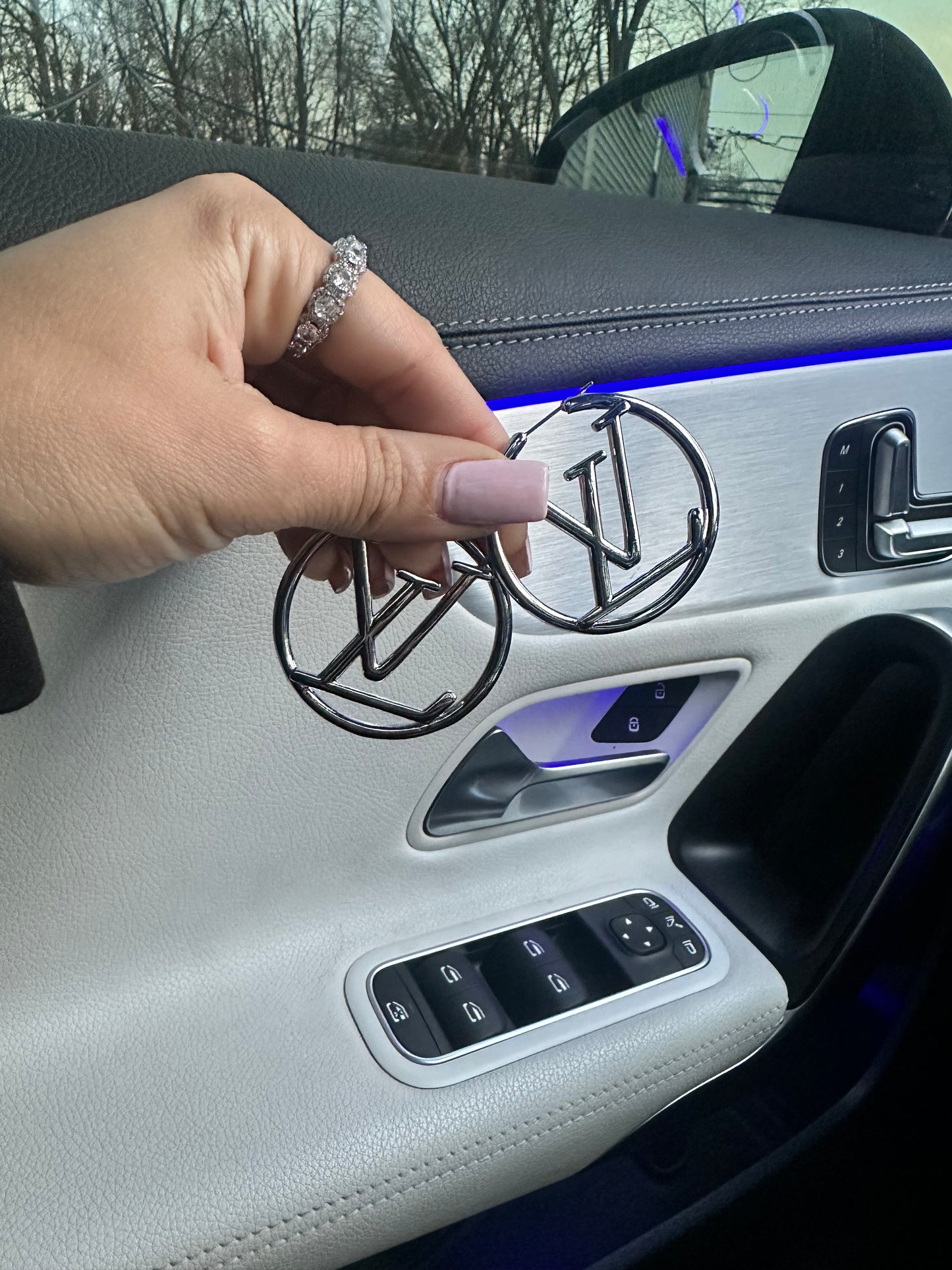 The 5CM Luxe Silver Hoops