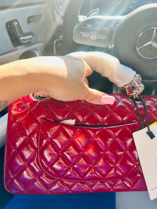 Kiss me red bag