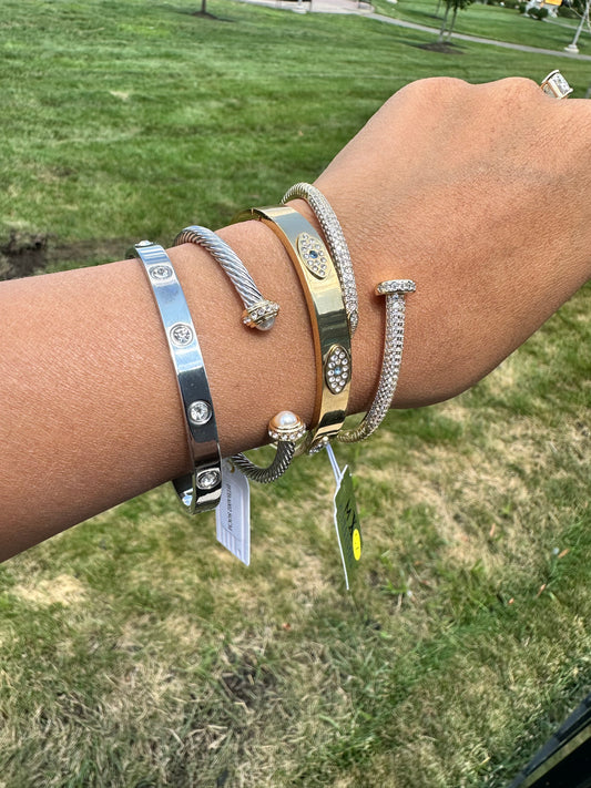 Luxury Stackable bracelet set